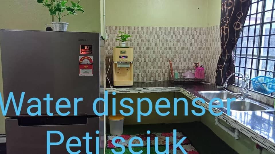 Al-kautsar 3br Kid's Pool Aircond & Wi-fi *